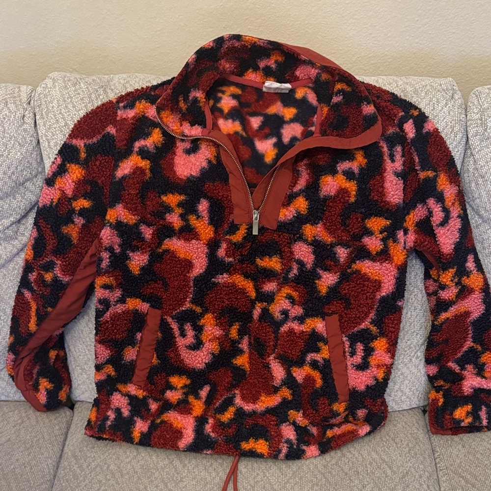 Sage Women’s Puffer Jacket - Red and Pink